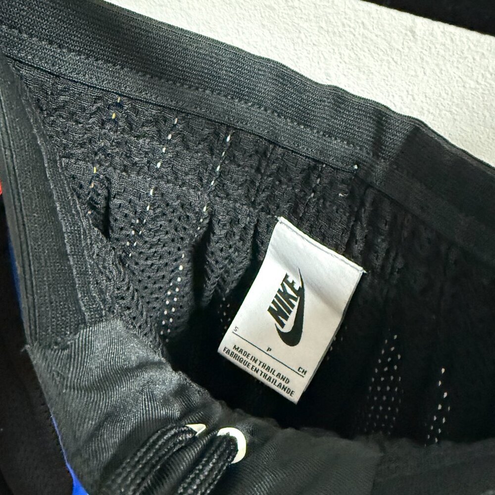 Nike Rare Limited Edition Basketball Skirt - Picture 4 of 4